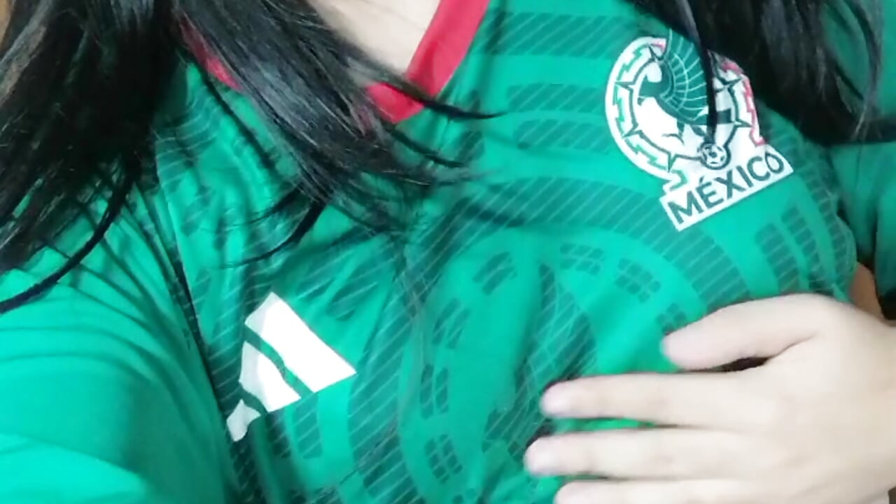 Трендове відео  7505 вебкаммоделі Yasmin_Paez99