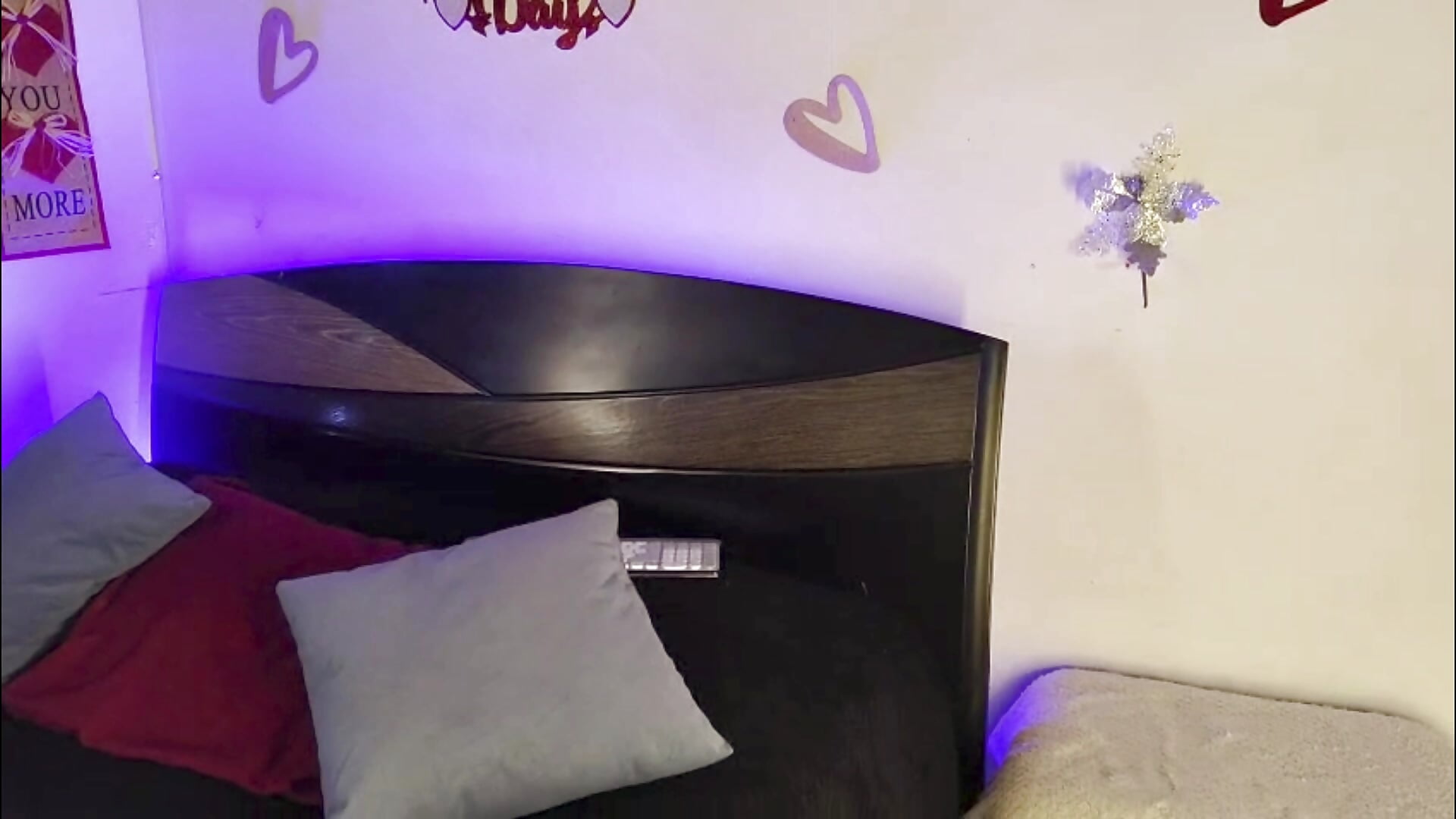 happy valentines – видео вебкам-модели anhiahoney02