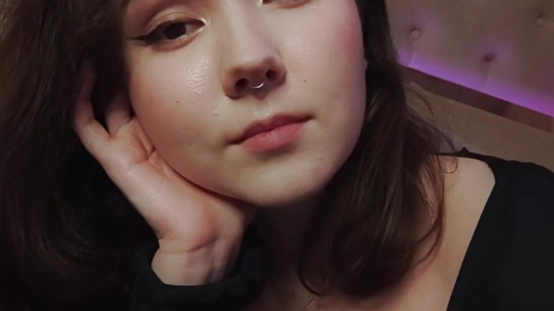 ❤️ - video oleh model kamera IreneRaye