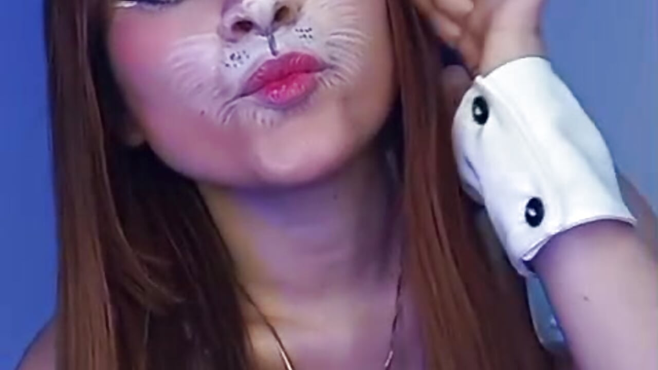 your favorite bunny 🐰💙 - vídeo de carolayrosse modelo de câmara
