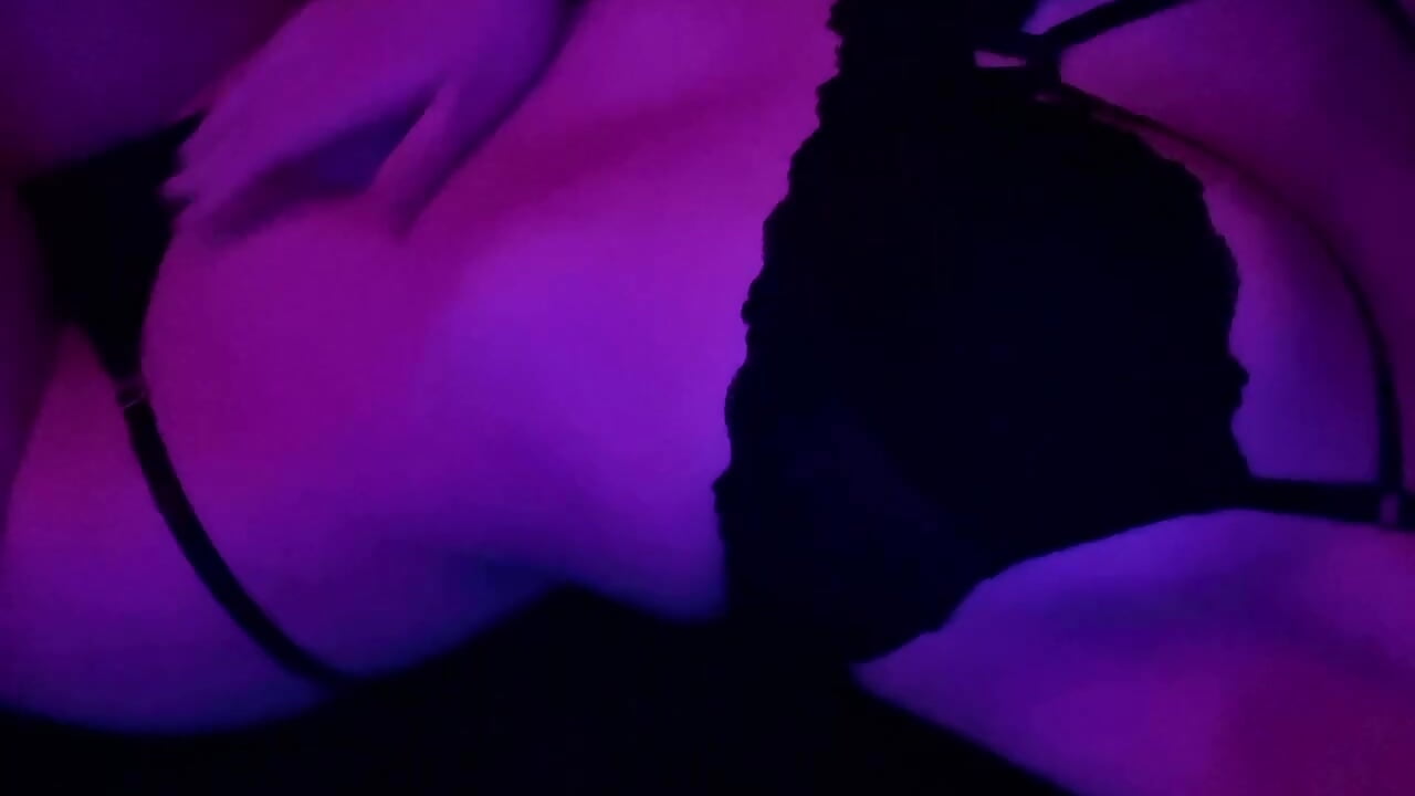 Hey guys 😜 - video by Sweetheart_kitty cam model