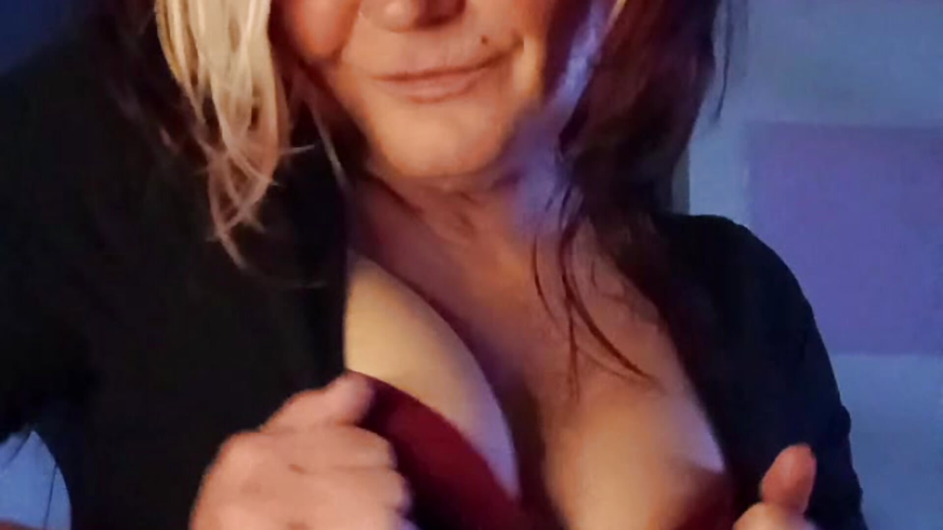 Lass mich Dich anheizen auf mehr... - video by Missnikita6 cam model