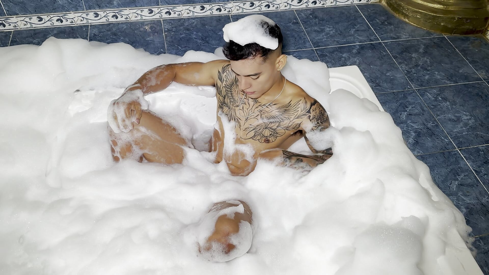 JACUZZI DAY