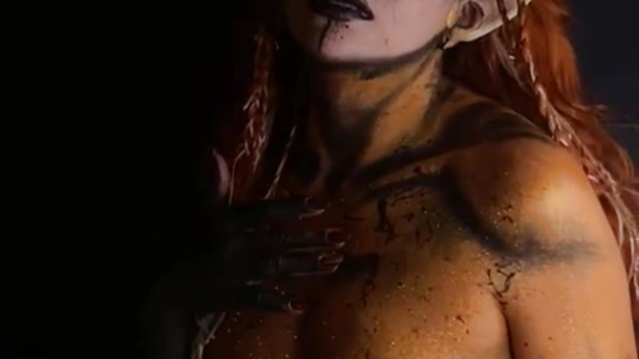 GODDES OF THE MOON♥ - sahra_taylor_ 캠 모델의 동영상