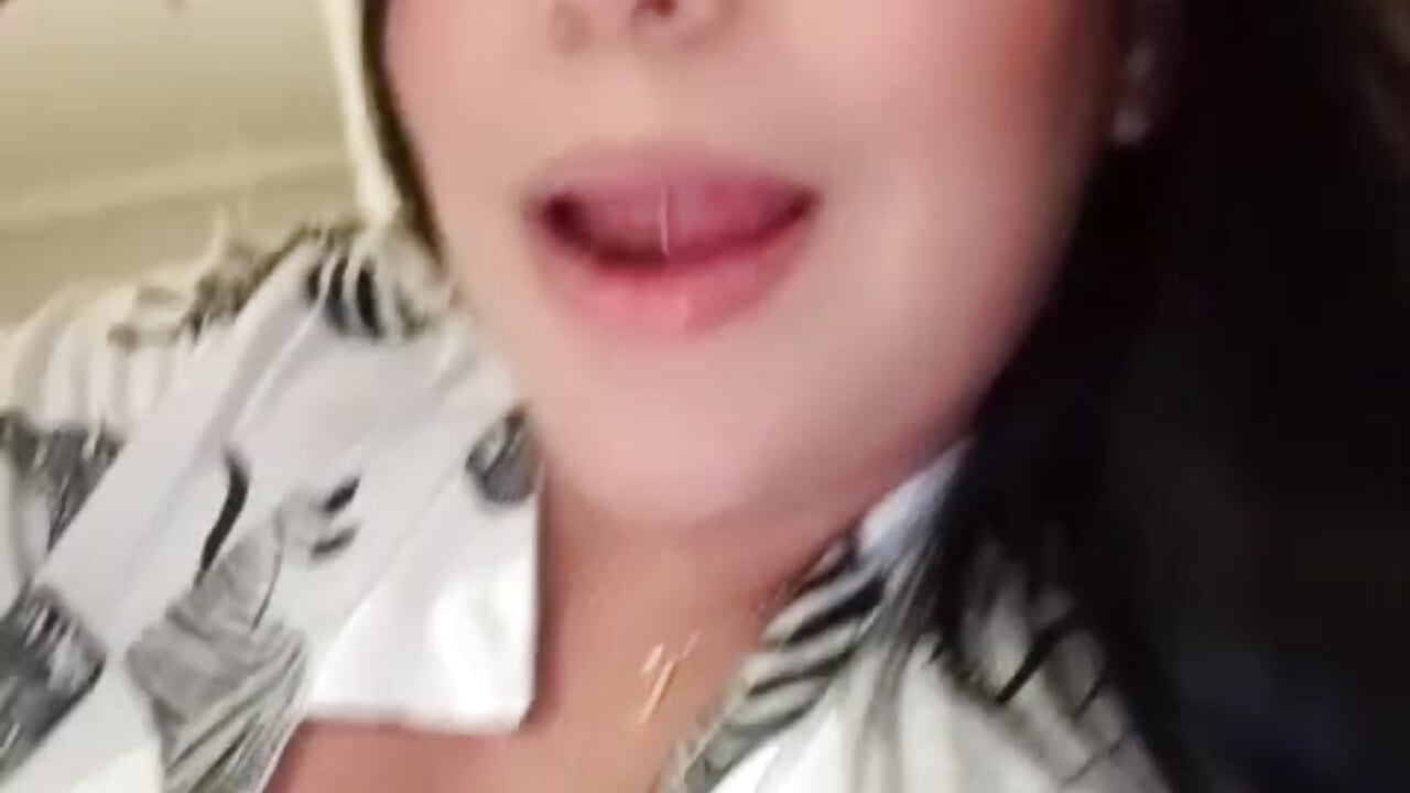 happy and desired - video by JoslinEvans cam model