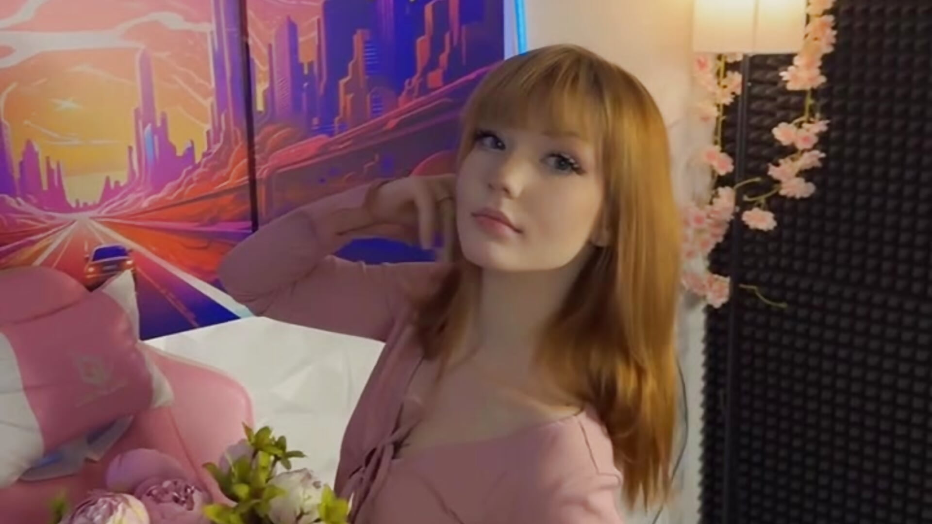 How do you like my flowers? - video by Linablueeyed cam model