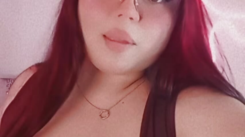 Read head - video by Rebeca_charme21 cam model