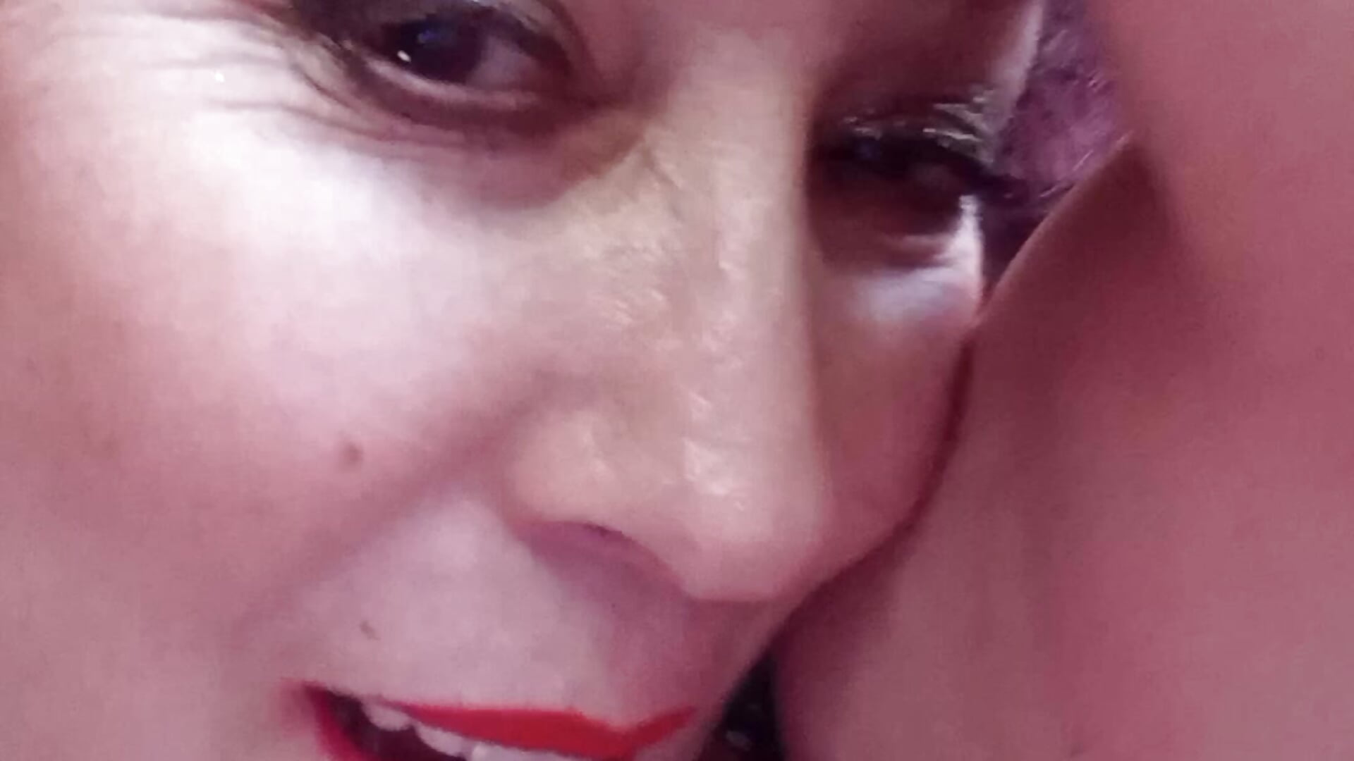 Ah, vuelve..."LA Paloma "..... - video by GypsyEsmeralda cam model