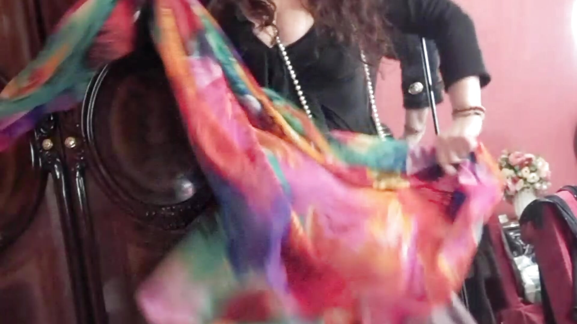 Come questo Francese ha cantato la canzone dei partigiani italiani!E nelle montagne, ciao! - video by GypsyEsmeralda cam model