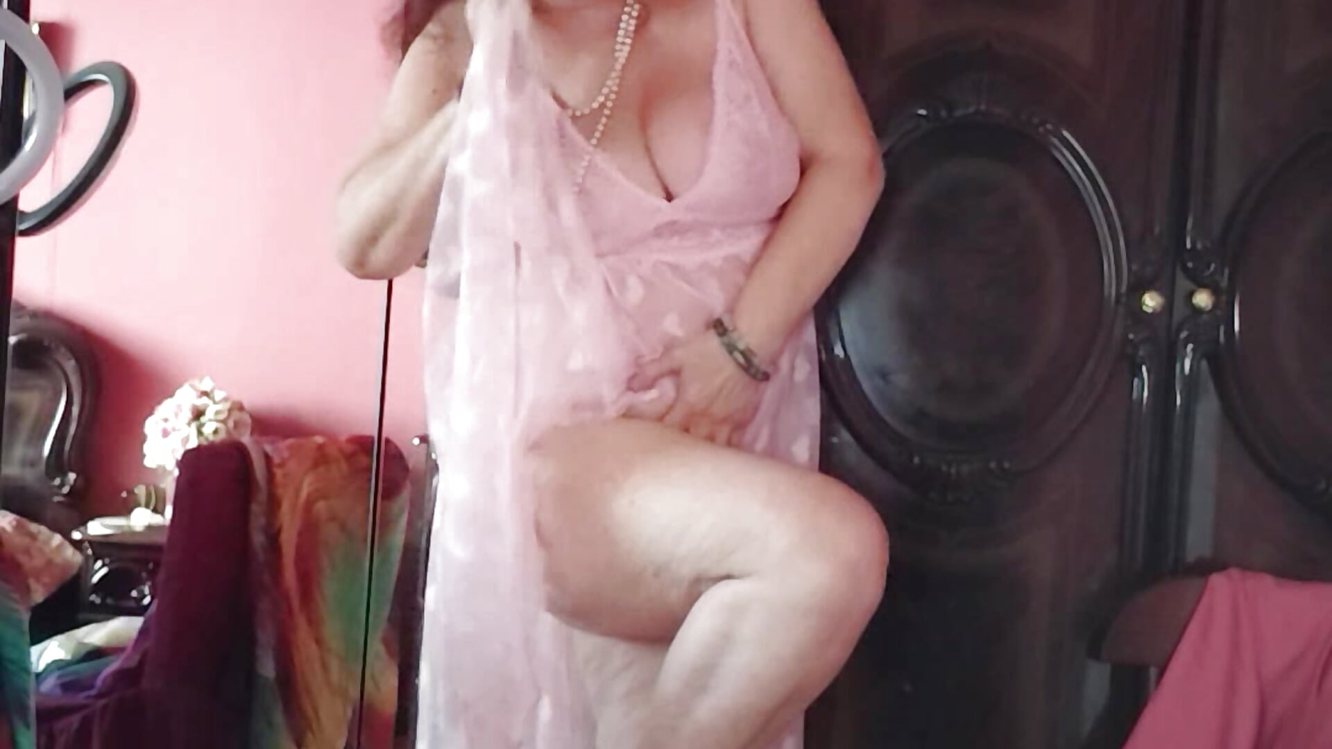 I dance for those who rock me on waves of orgasms... - video by GypsyEsmeralda cam model