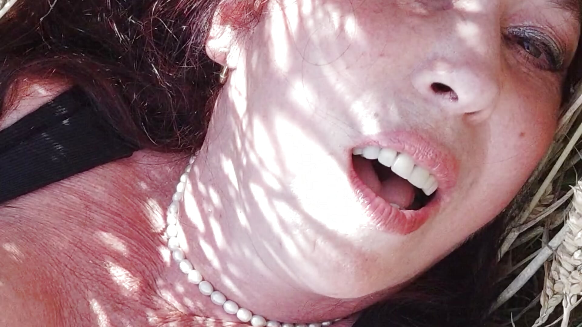 The call of nature.... - video by GypsyEsmeralda cam model