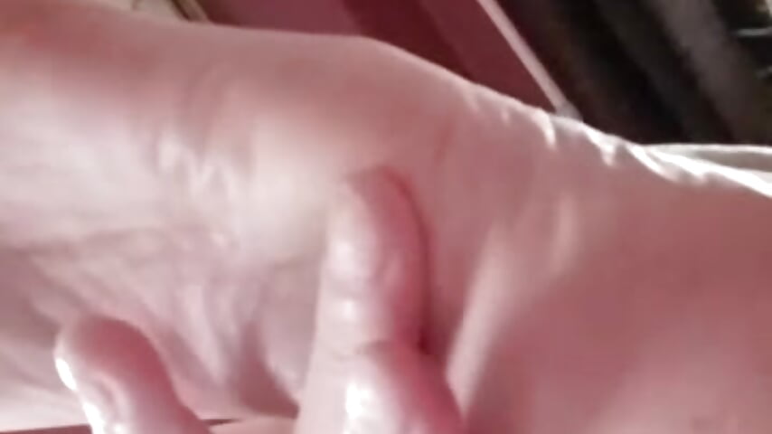 It all starts with feet and lips... go..... - video by GypsyEsmeralda cam model