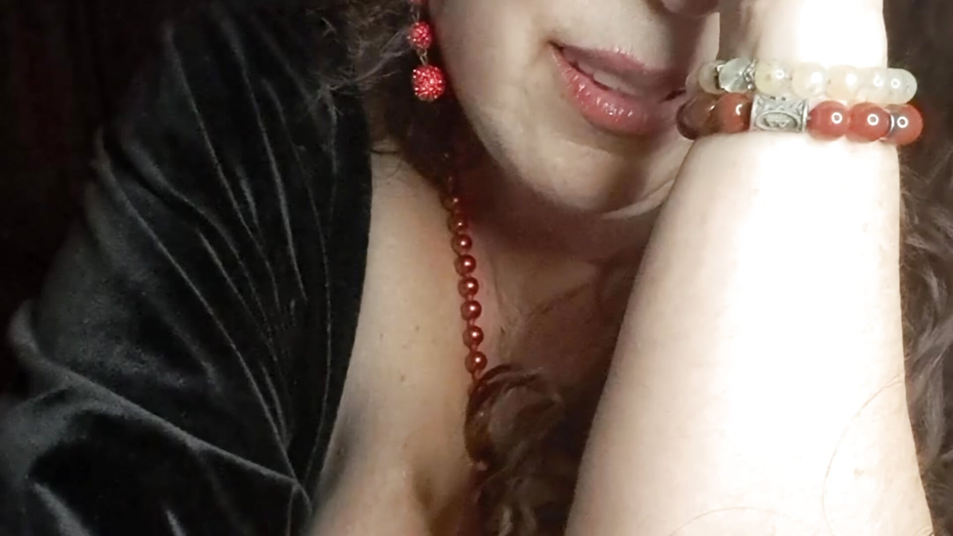 "Ohne Freude macht Liebe keinen Sinn", sagt Tangaiser. - video by GypsyEsmeralda cam model