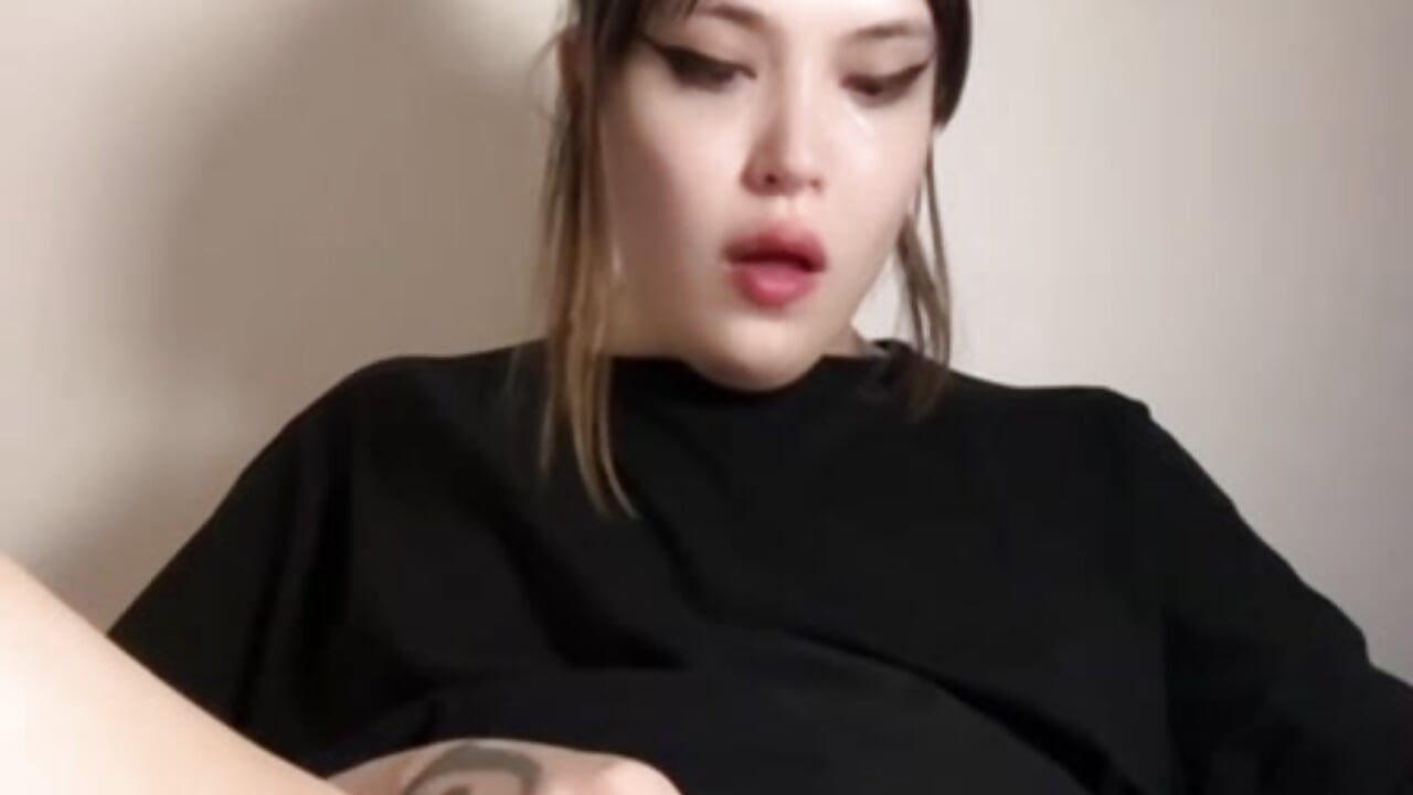 CUM - fem_to adlı kamera modelinin videosu