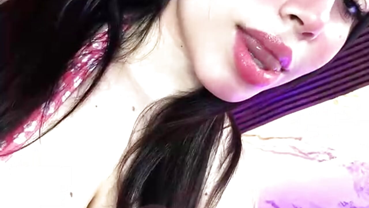 🙈🍒 – video modela na kameri MAEVE_BOOBS