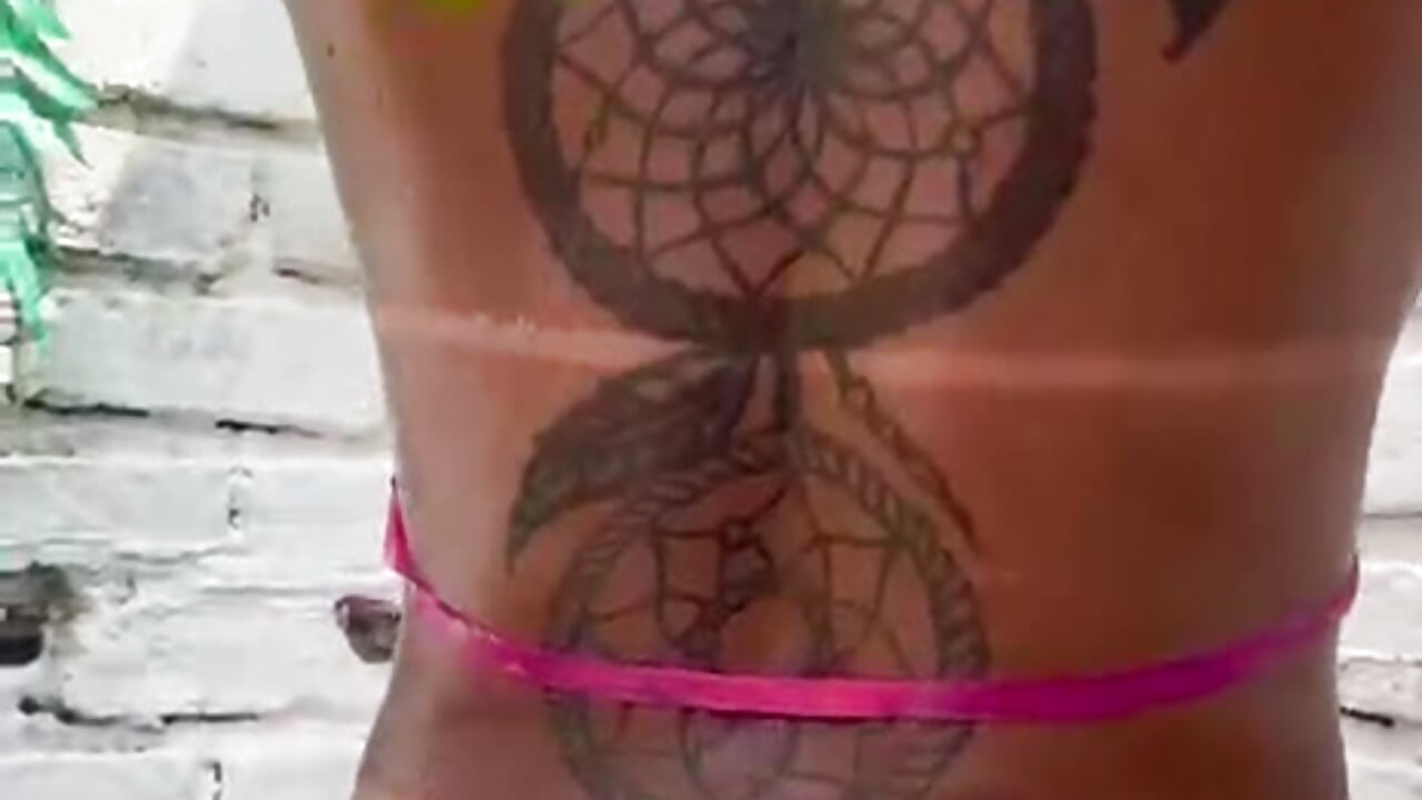 great tanned body🫢 – video od webkamerové modelky Megaan_Greey