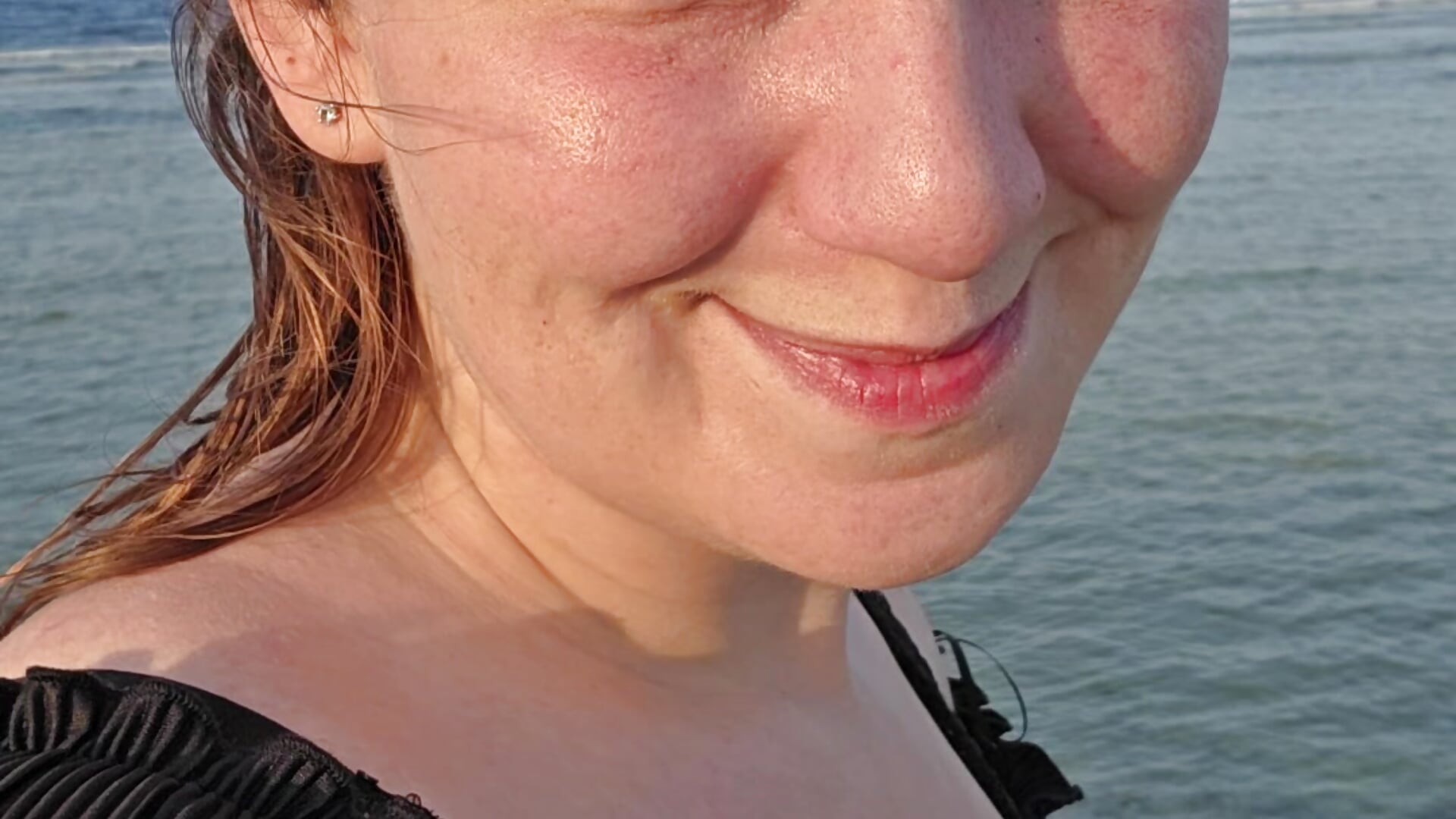 Wunderschön hier, wünsche euch ne geile Woche. Ich hab sie hier definitiv 😍 - video by AmazingCurvy cam model