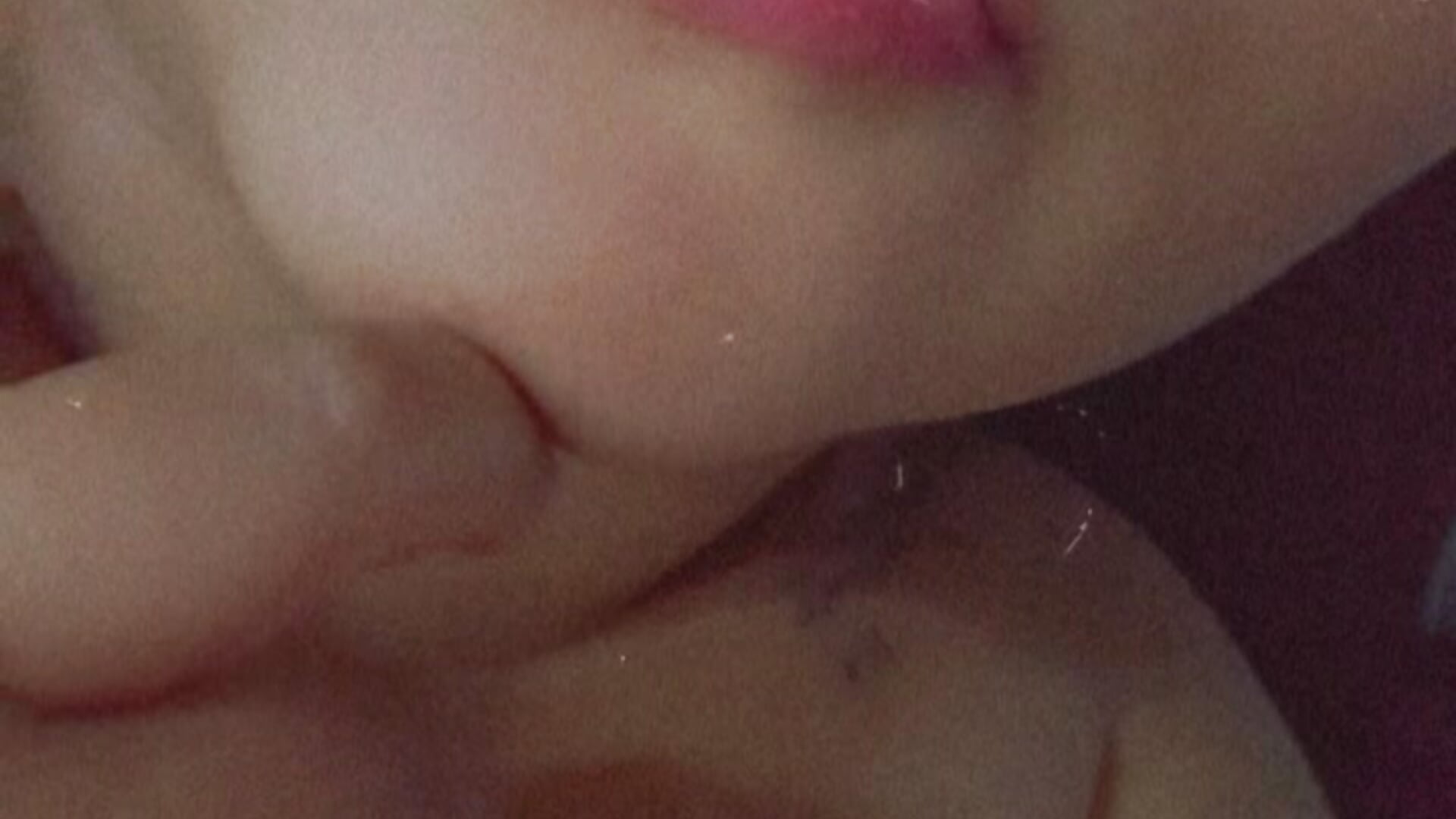 2596F039-B958-4917-9CF1-C447DEEA2DAE - video av BadEva00 cam-modell