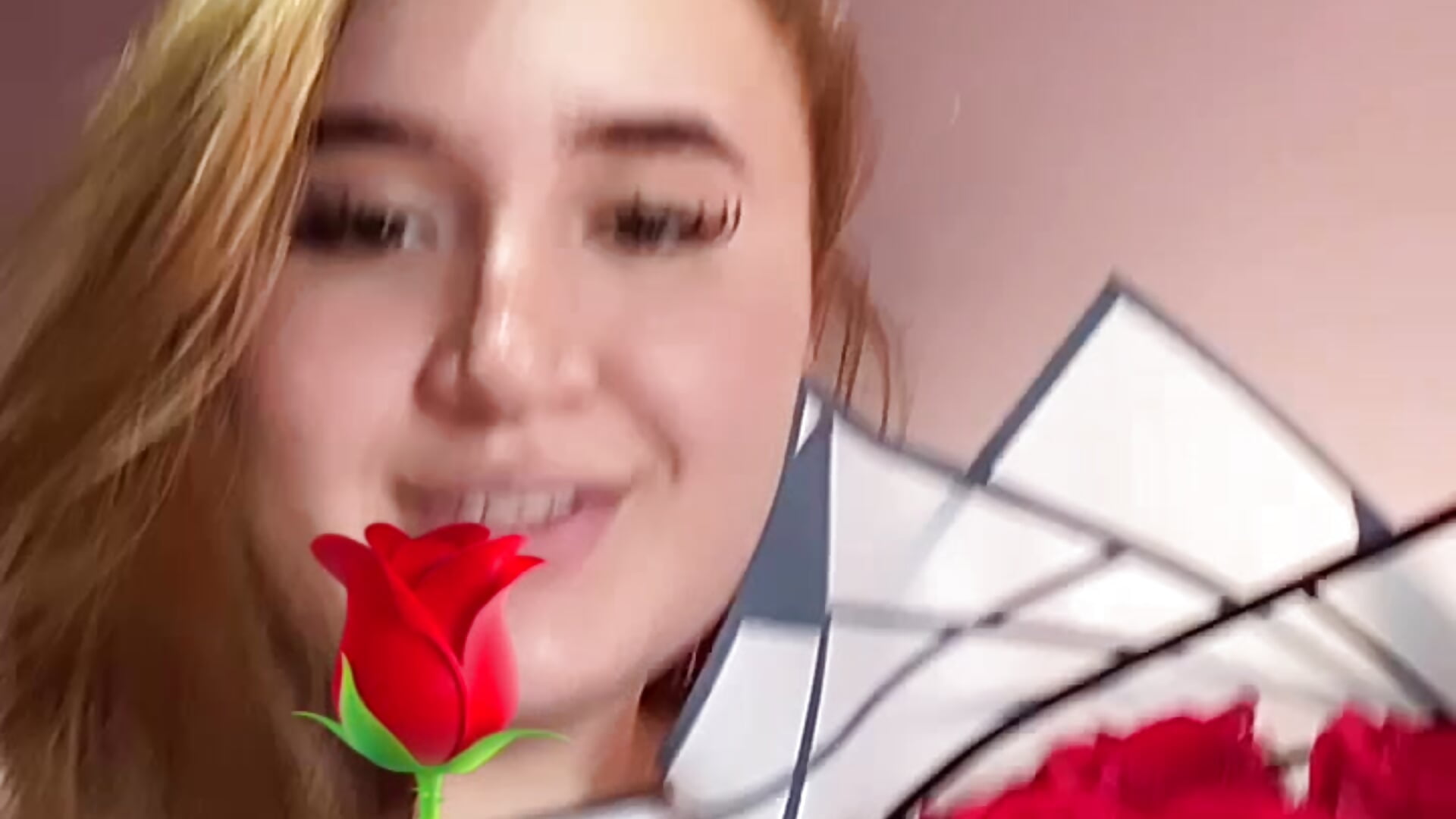 32d75b55c7d94d7495fbd0e1494ed43a - vidéo de MaddyClark_