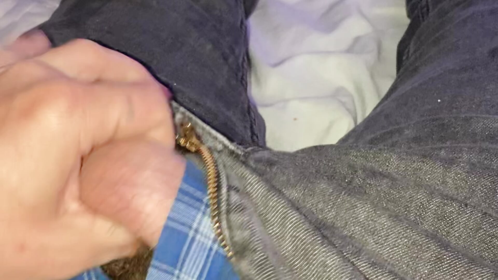 IMG_1063 - video by seantolliver57378 cam model