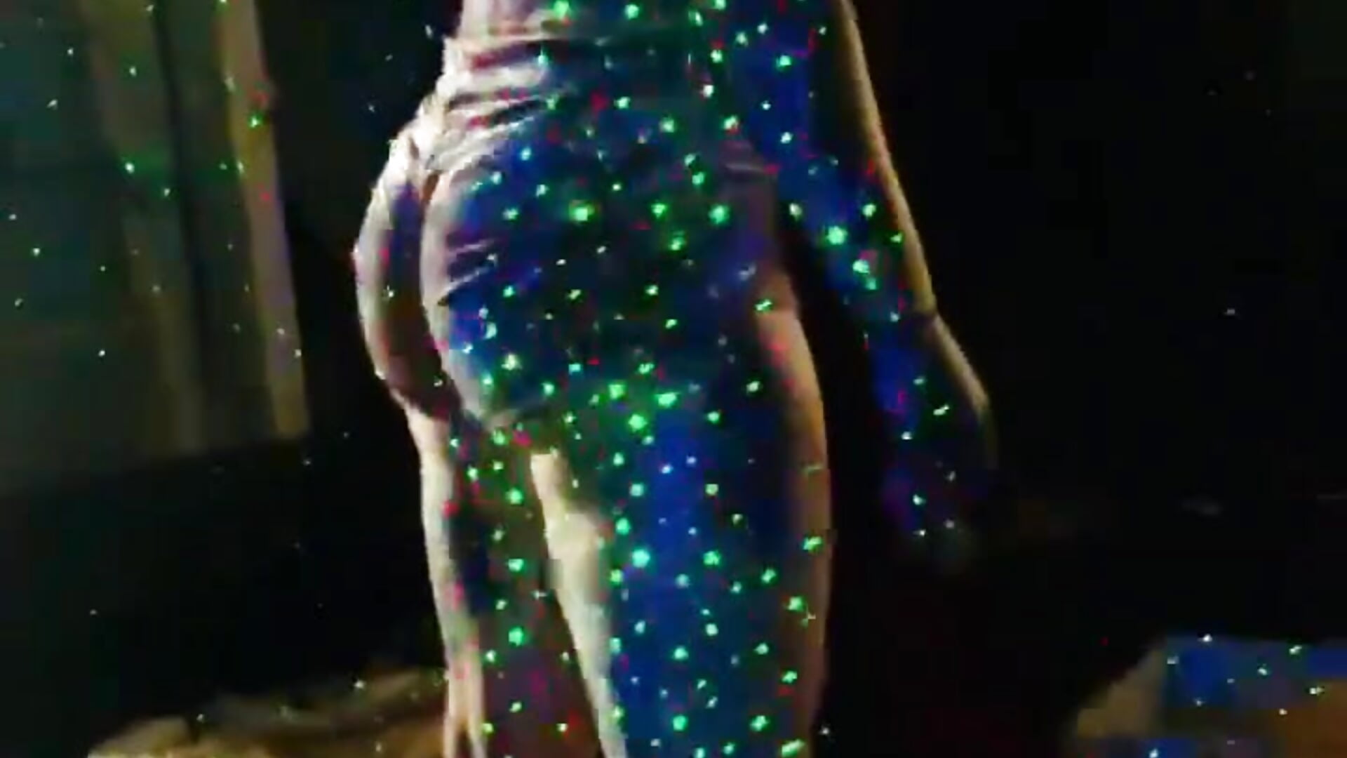 Wobble - video by cherrypoptart12 cam model