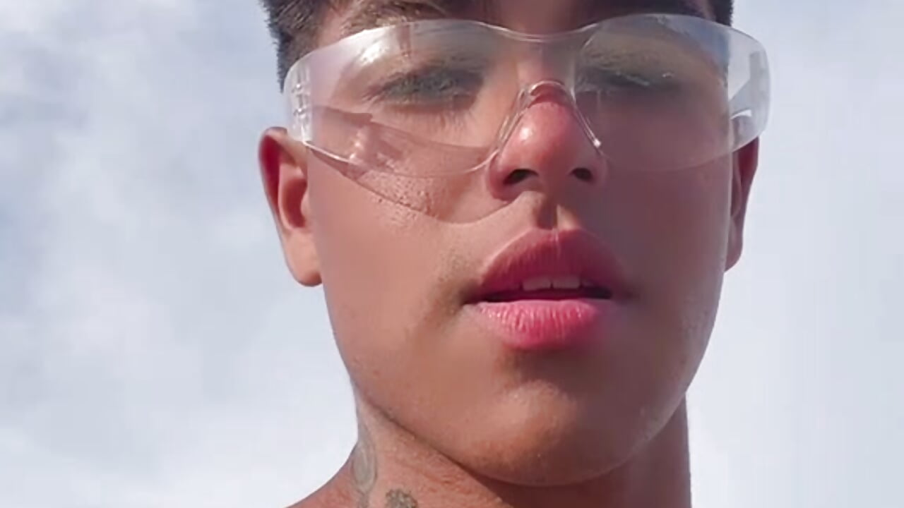 I love the sun 🏖️ — filmik kiing_azahell, modela(-lki) na kamerkach