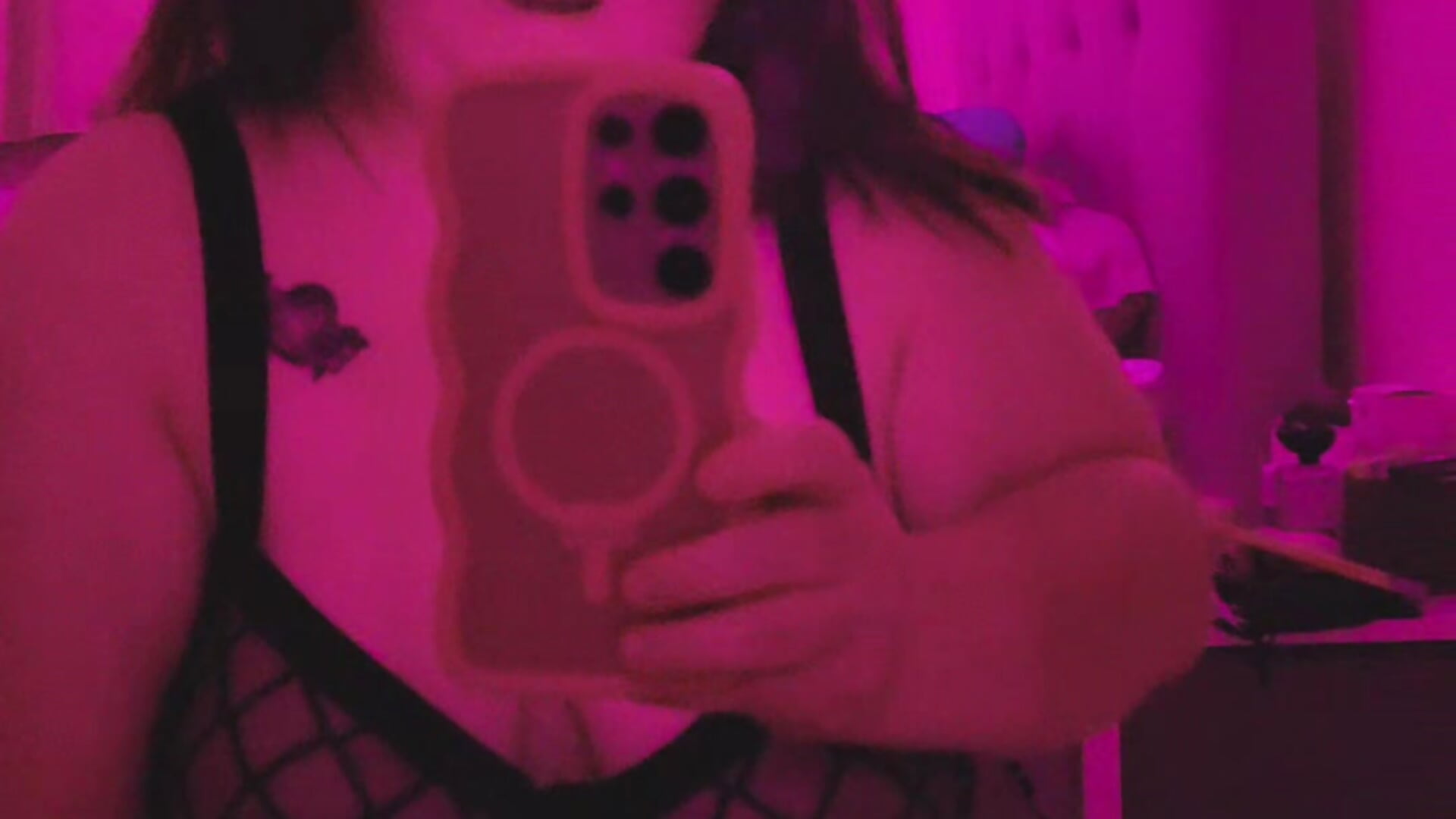 Hey baby 🥵💋 - vidéo du modèle de showcams Tallulah-rose-x