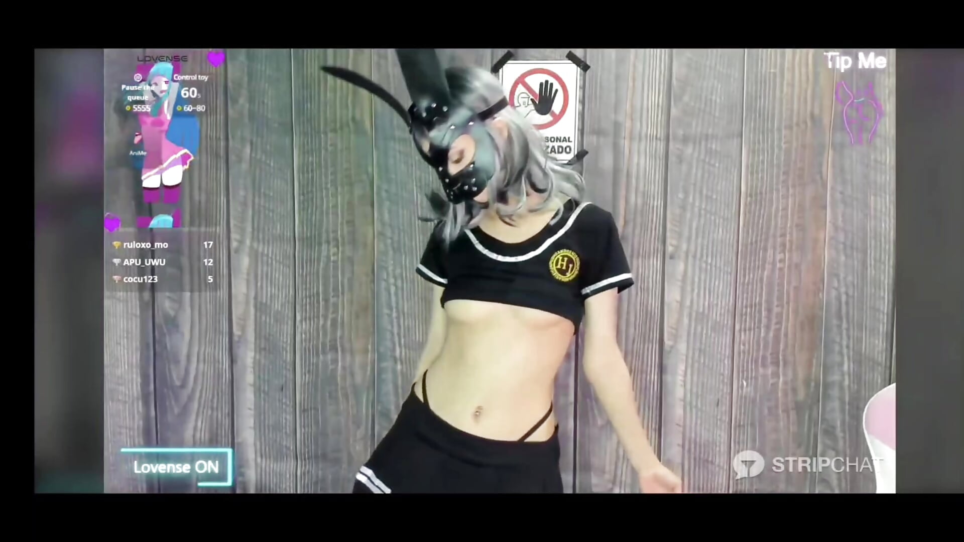 Public Show – video od webkamerové modelky incubo-succubus