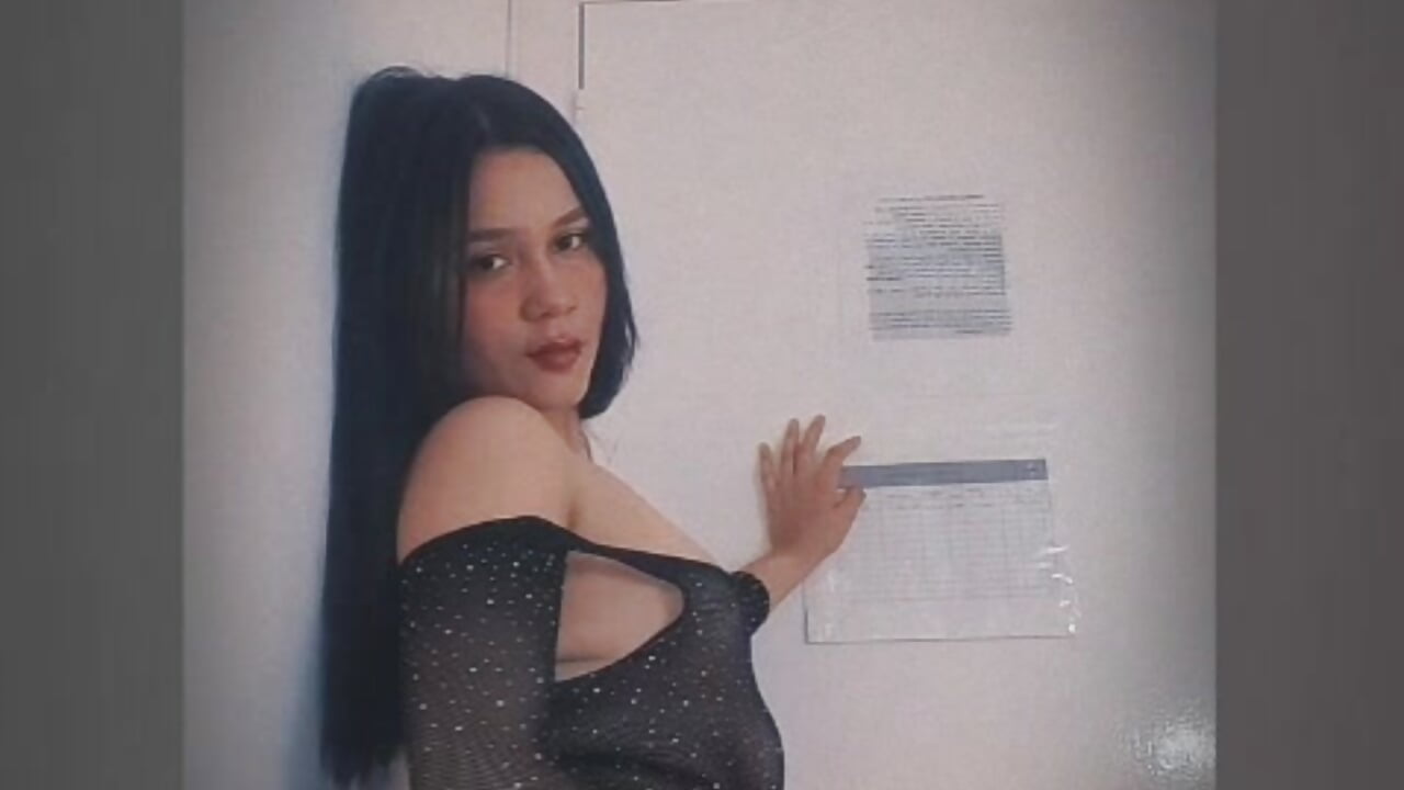 🔥🖤 - video by alisson_sanders cam model