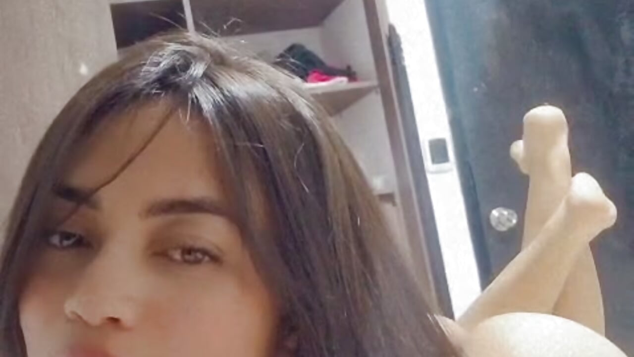 A small video so you never stop thinking 🍑🔥👀