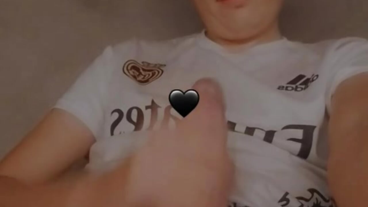 I'M HANDSOME? - video by Zakariahorney1 cam model