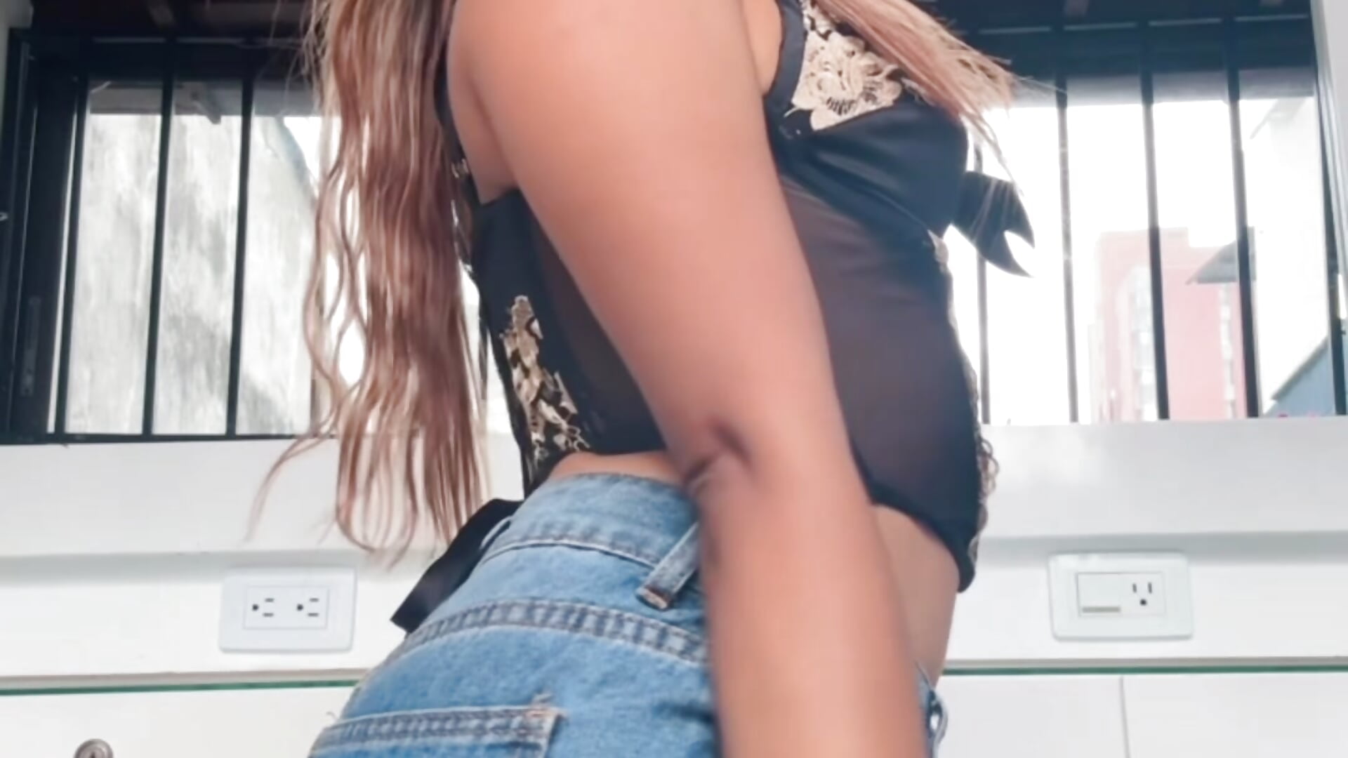 See you in a bit mis lindos 💋 - clip cu MelanieRoah model videochat