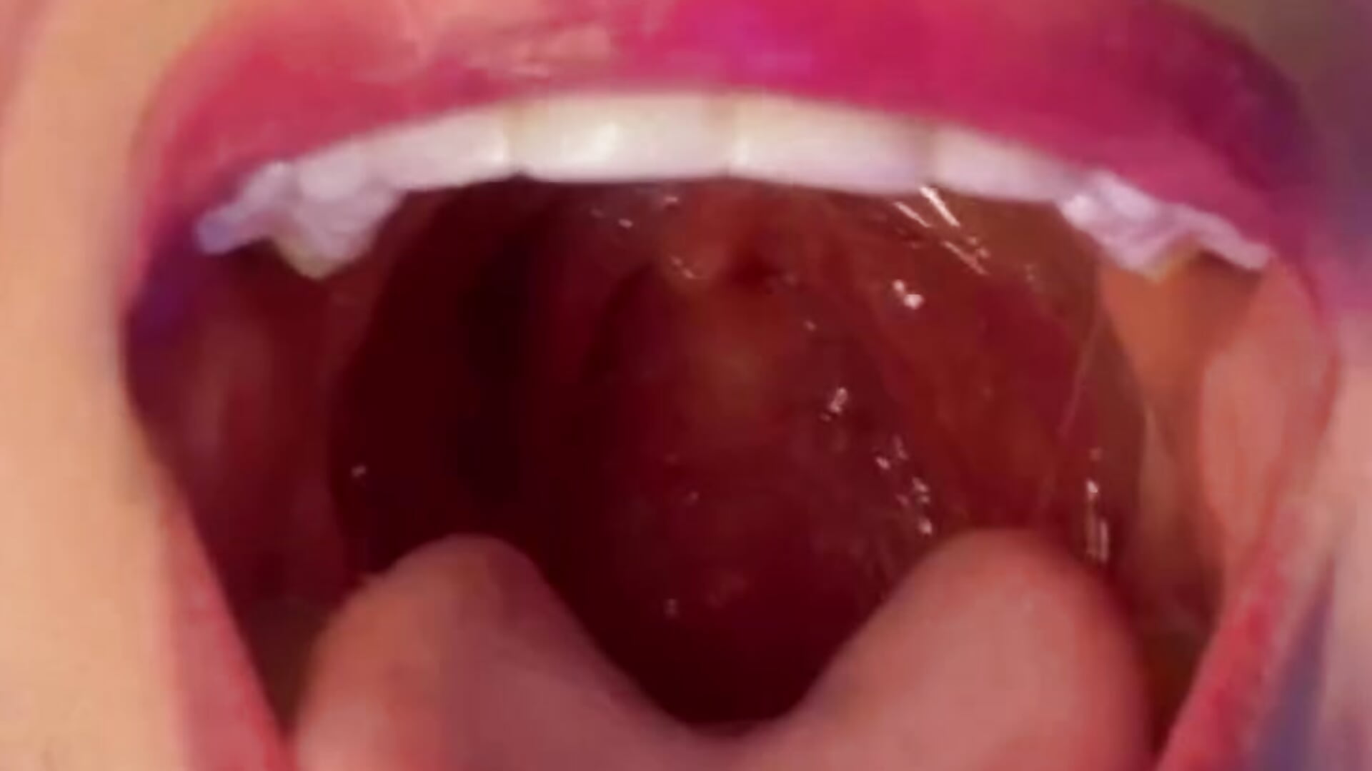 Throat Queen 👑 - video by sweet_flame_ cam model