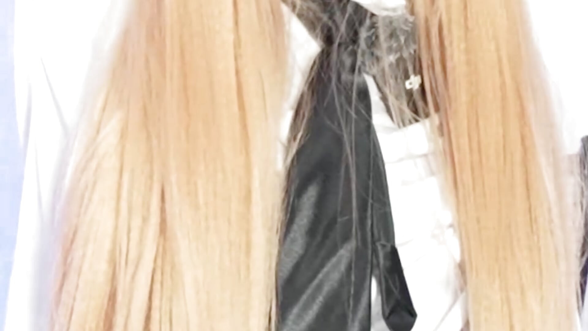 Power – video modela na kameri sylvie_fey