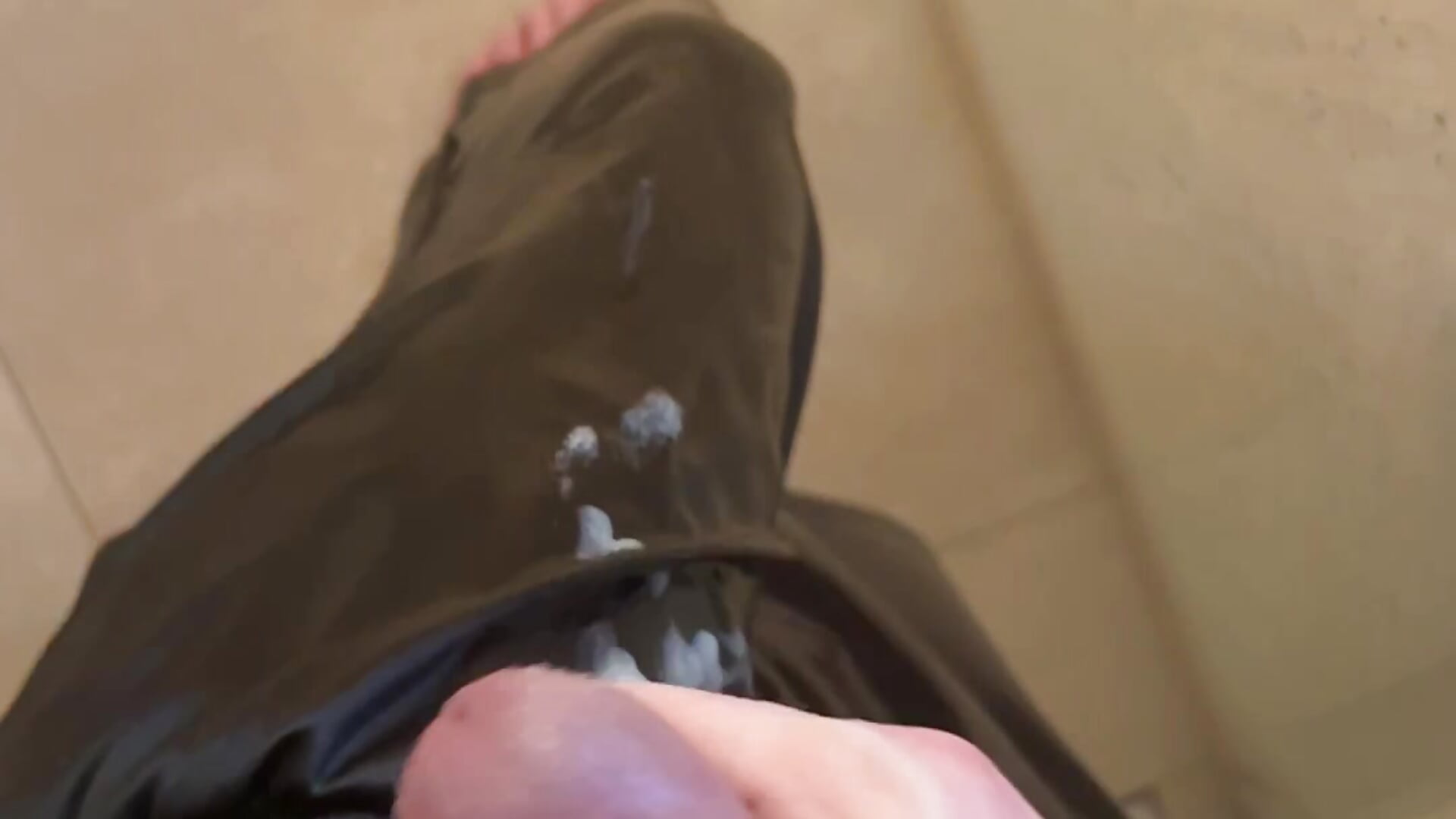 HUGE cumshot 💦 in slow-motion on shorts 🩳