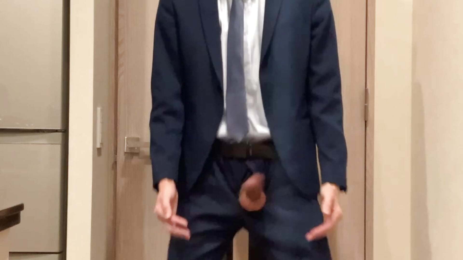 正装反差甩屌