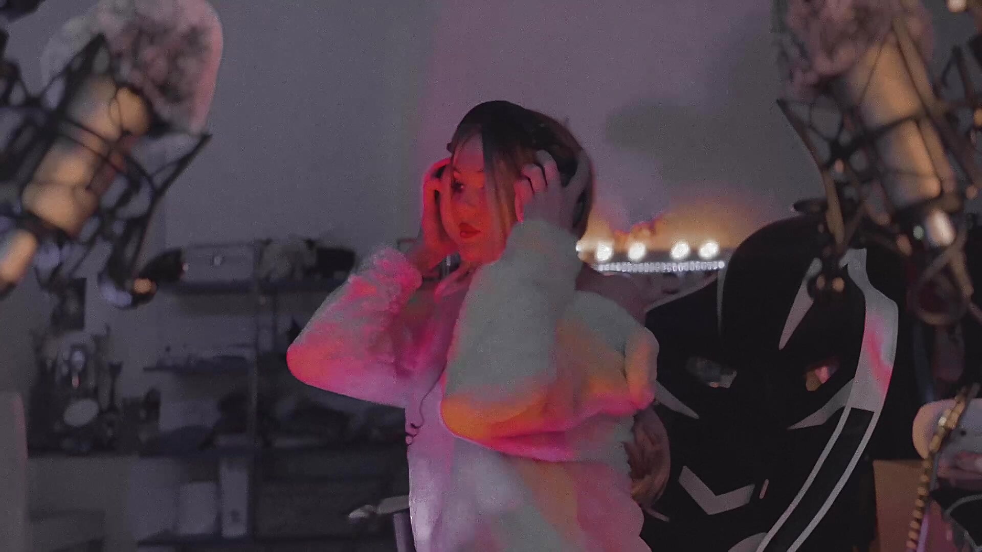 Worship and obey. - video od modelky/modela darkqueenx