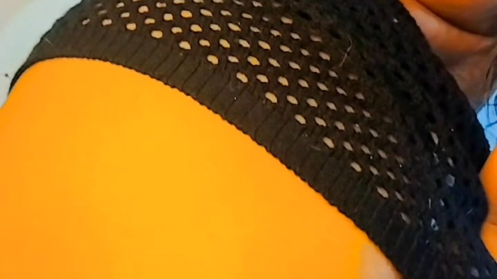 video_2025-10-31_18-23-17.mp4－カメラキャストのmomopretinhaの動画