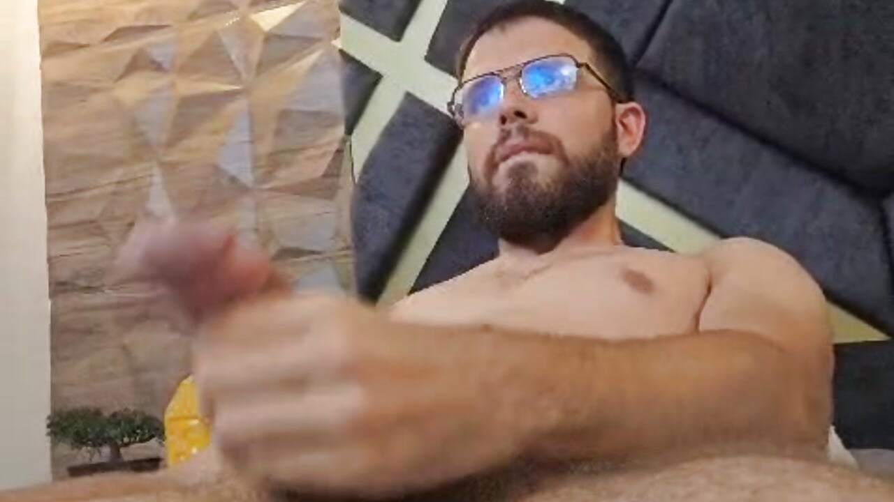 CUMSHOW WITH ETHAN