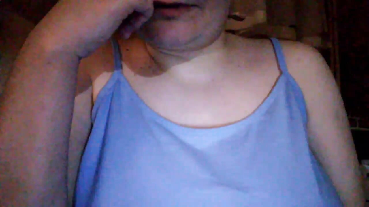 You love men, slave! Yes, you do! - video by AalinnaK cam model