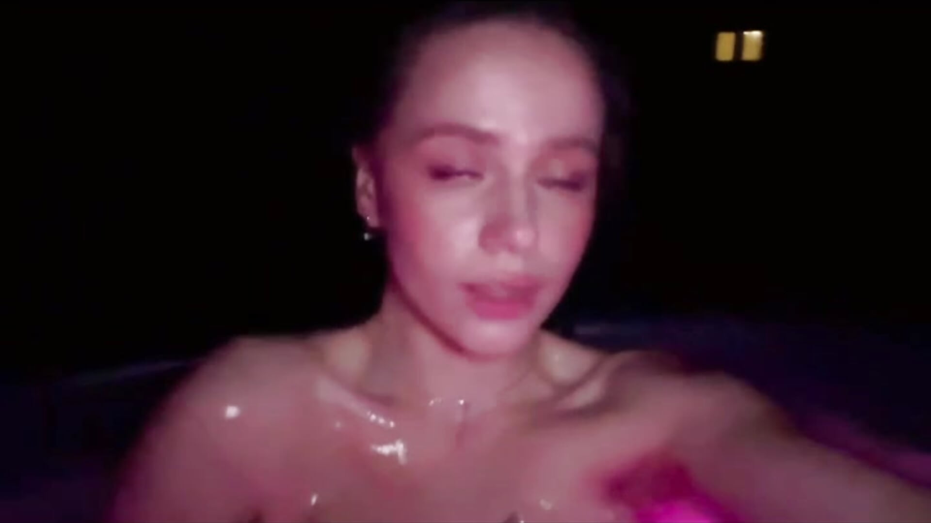 🖤 - video by Emillias cam model