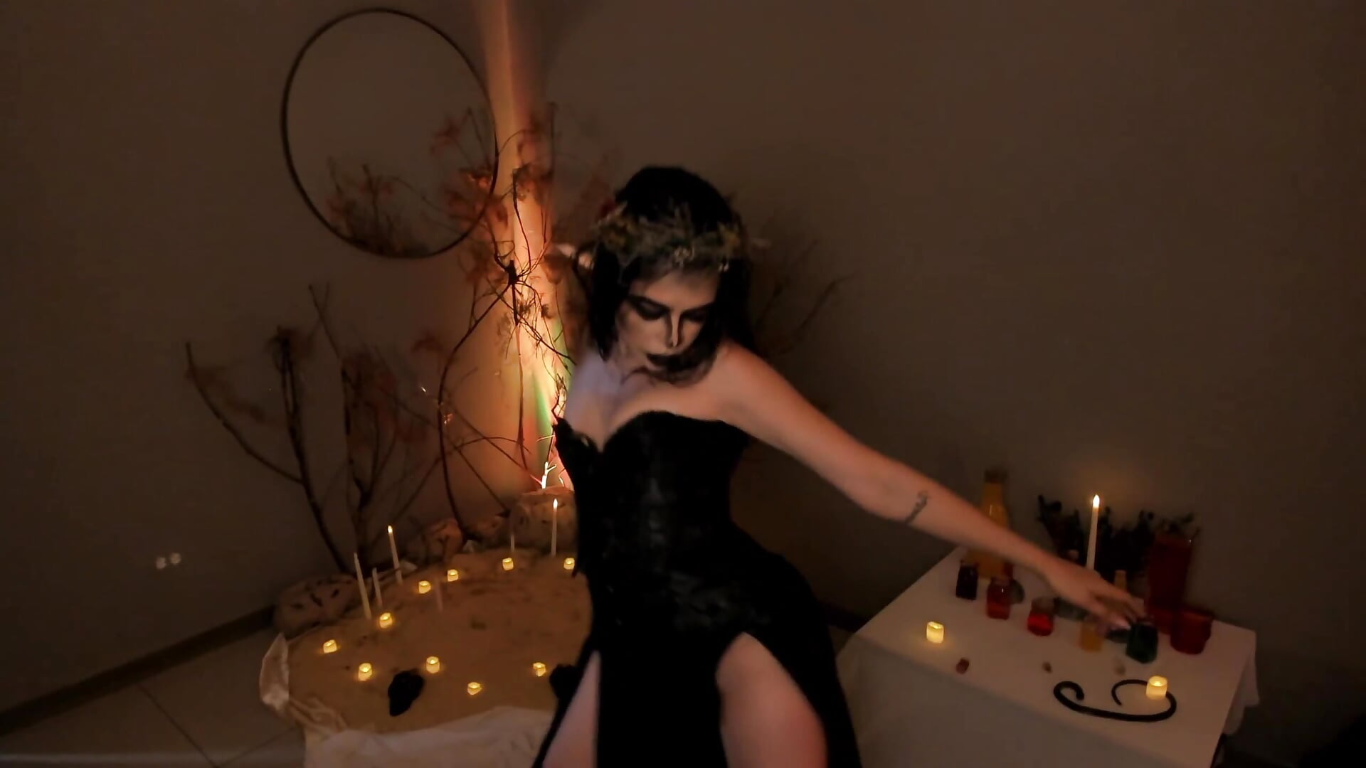 a taste from my last halloween show ♥