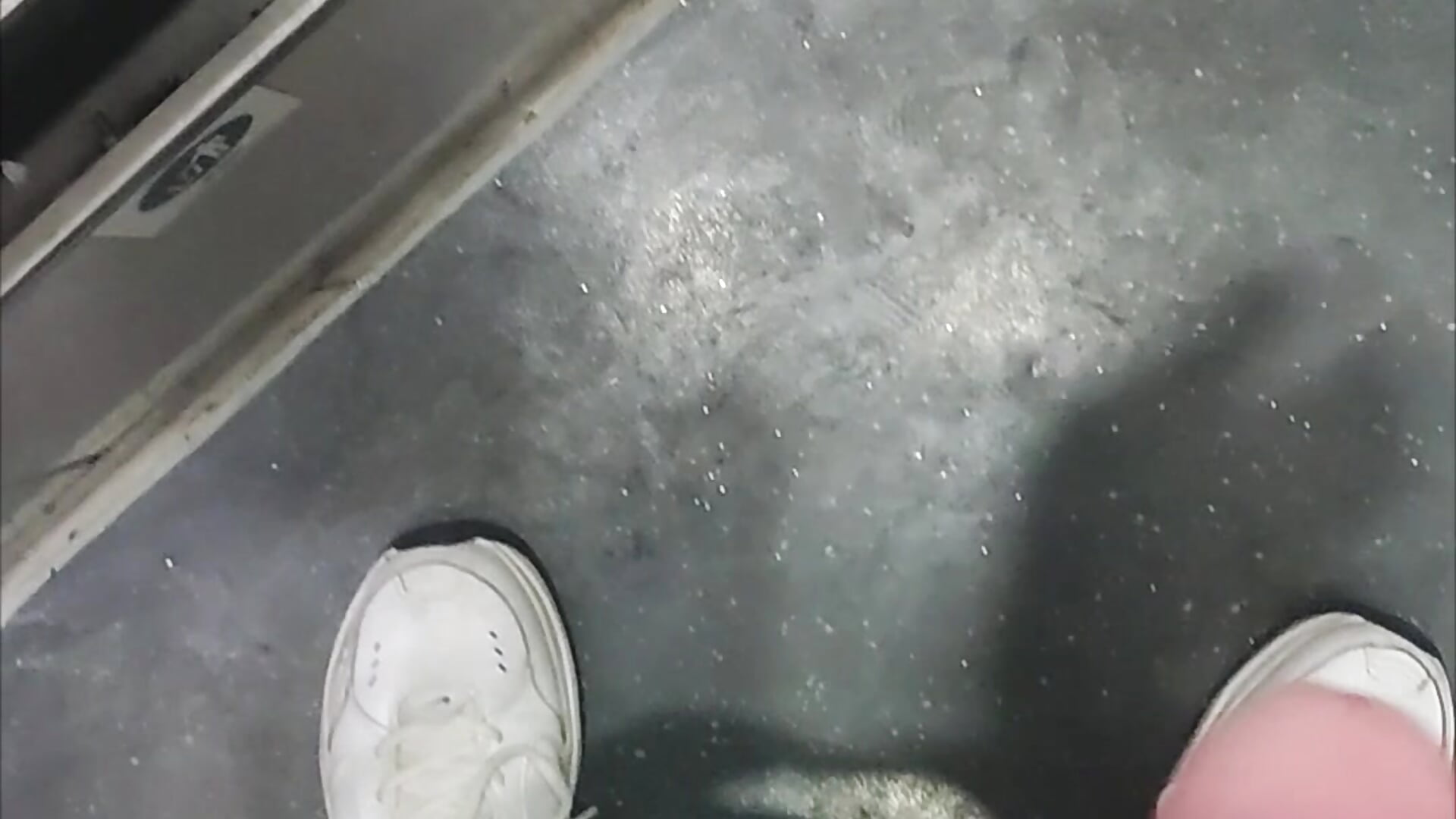厕所撸管Toilet masturbation