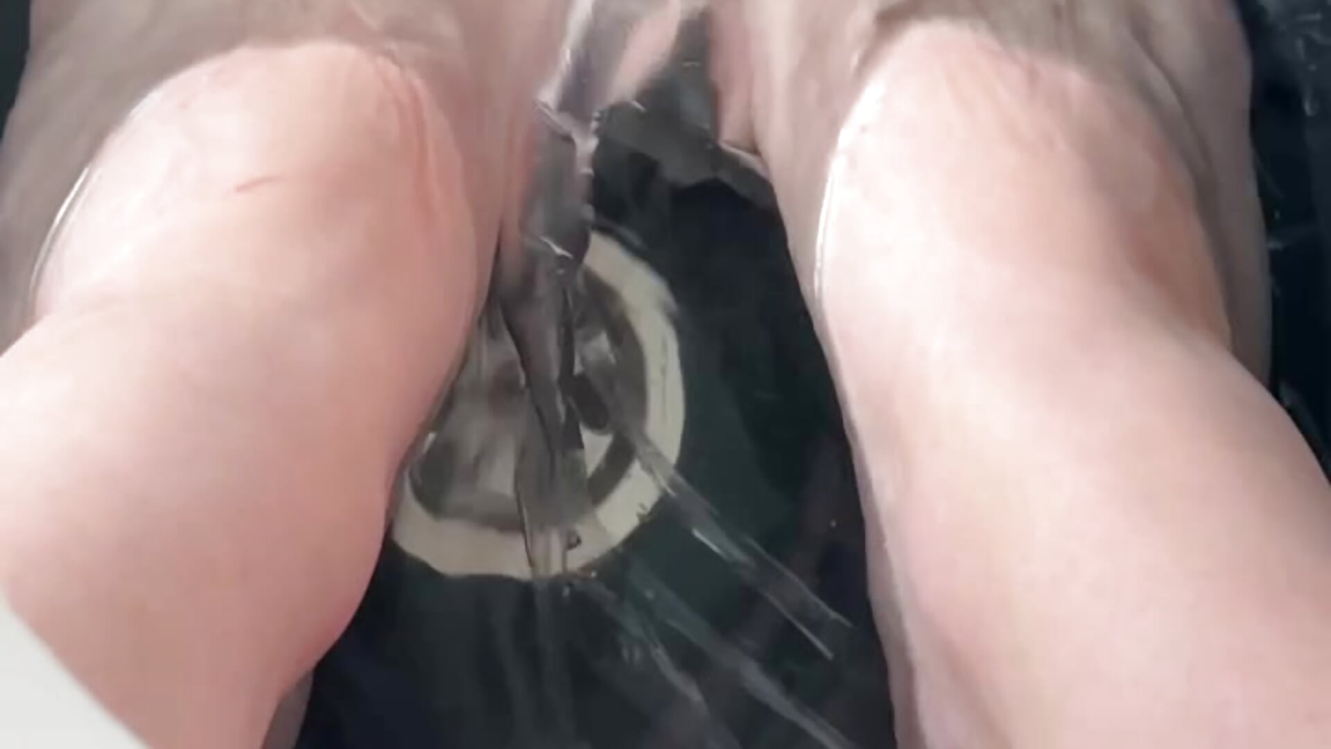 🌊just relax 🫴🏼 but alone 😒 - video của người mẫu cam Ecaterinaaa