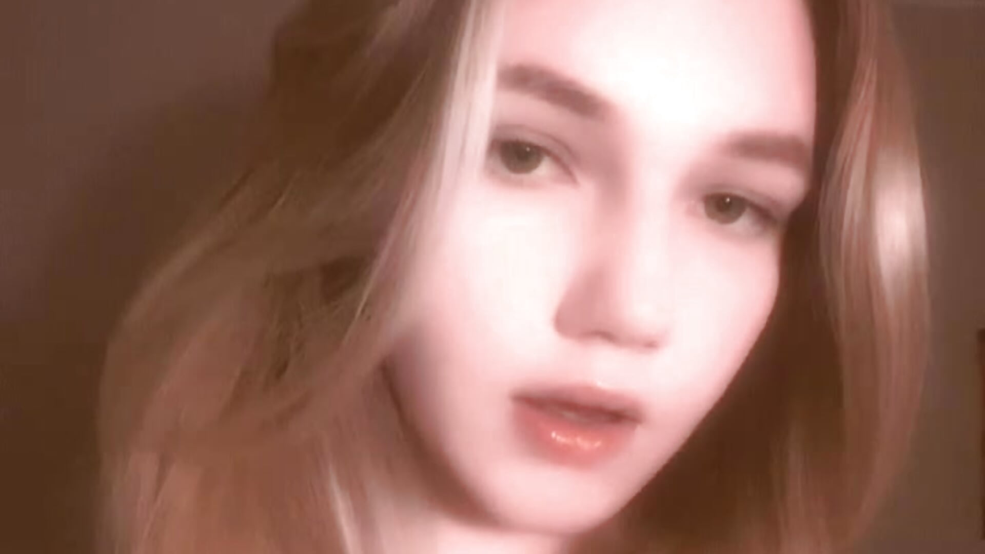 <3