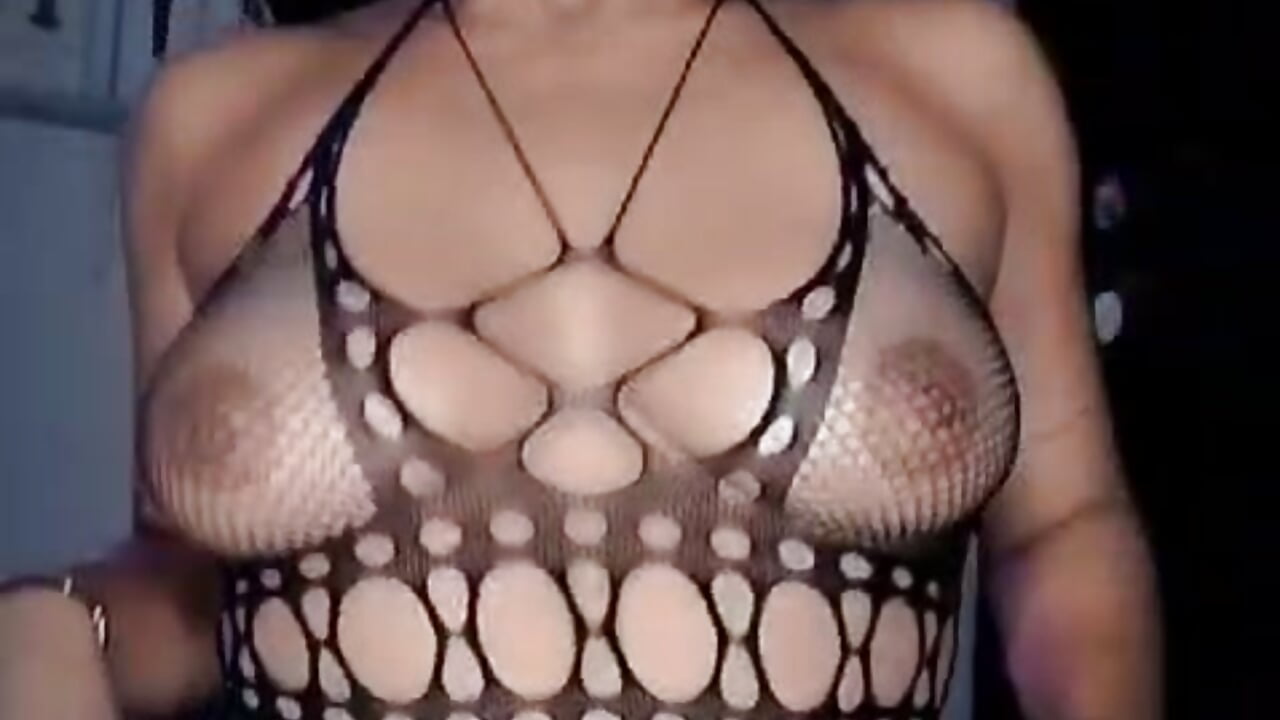 bouncing tits