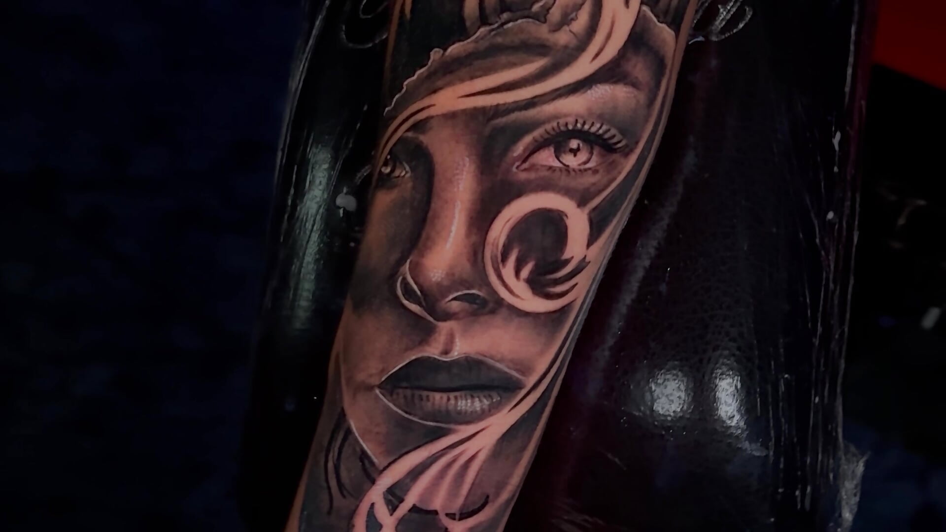 Tattooo - video by 2TopBoy3 cam model