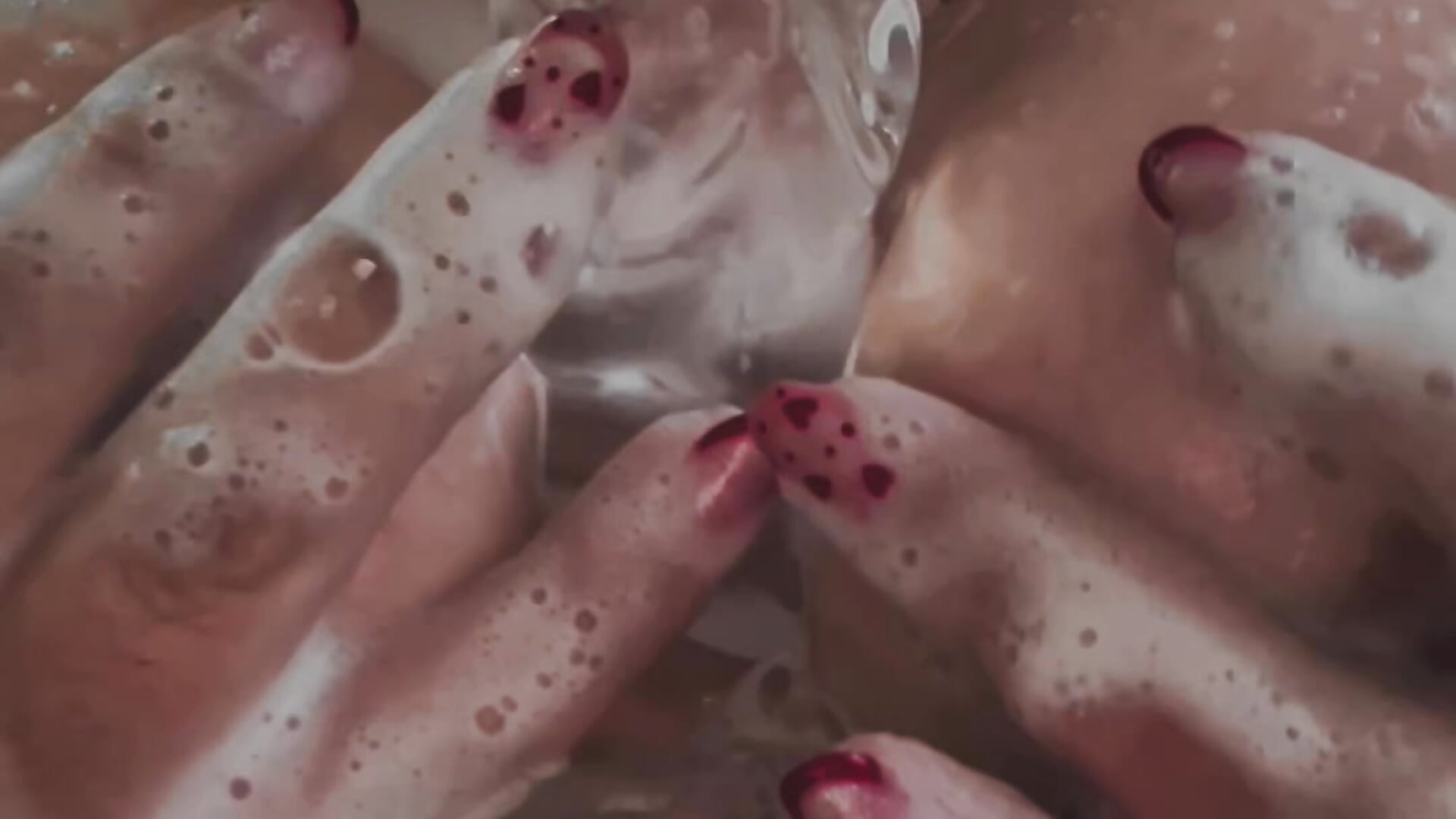 👅 - video by Nuna_GG01