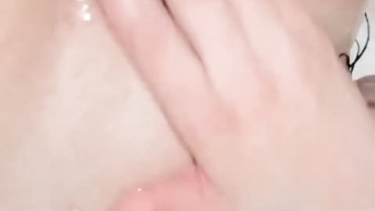 Naked in the shower 💦💦 - video av liannalee_ cam model