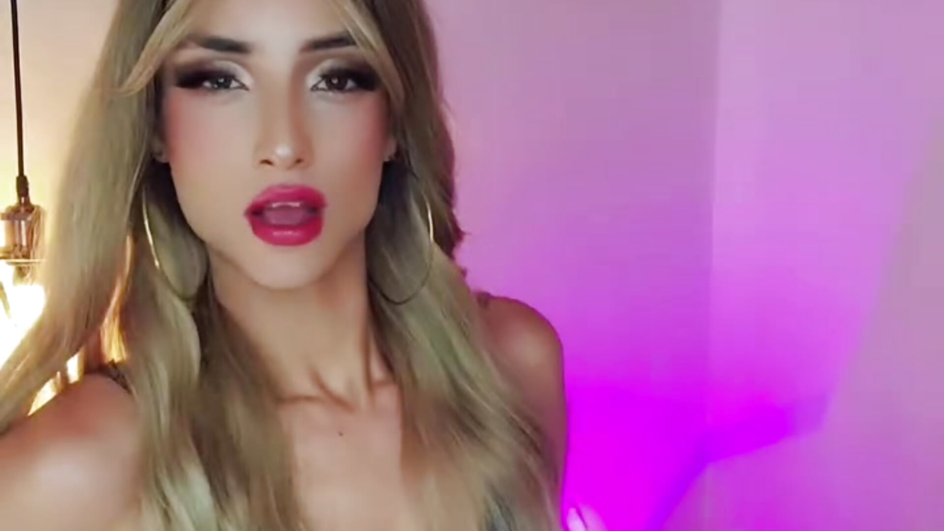 💋💋 - video oleh model kamera ChristinaSaphier